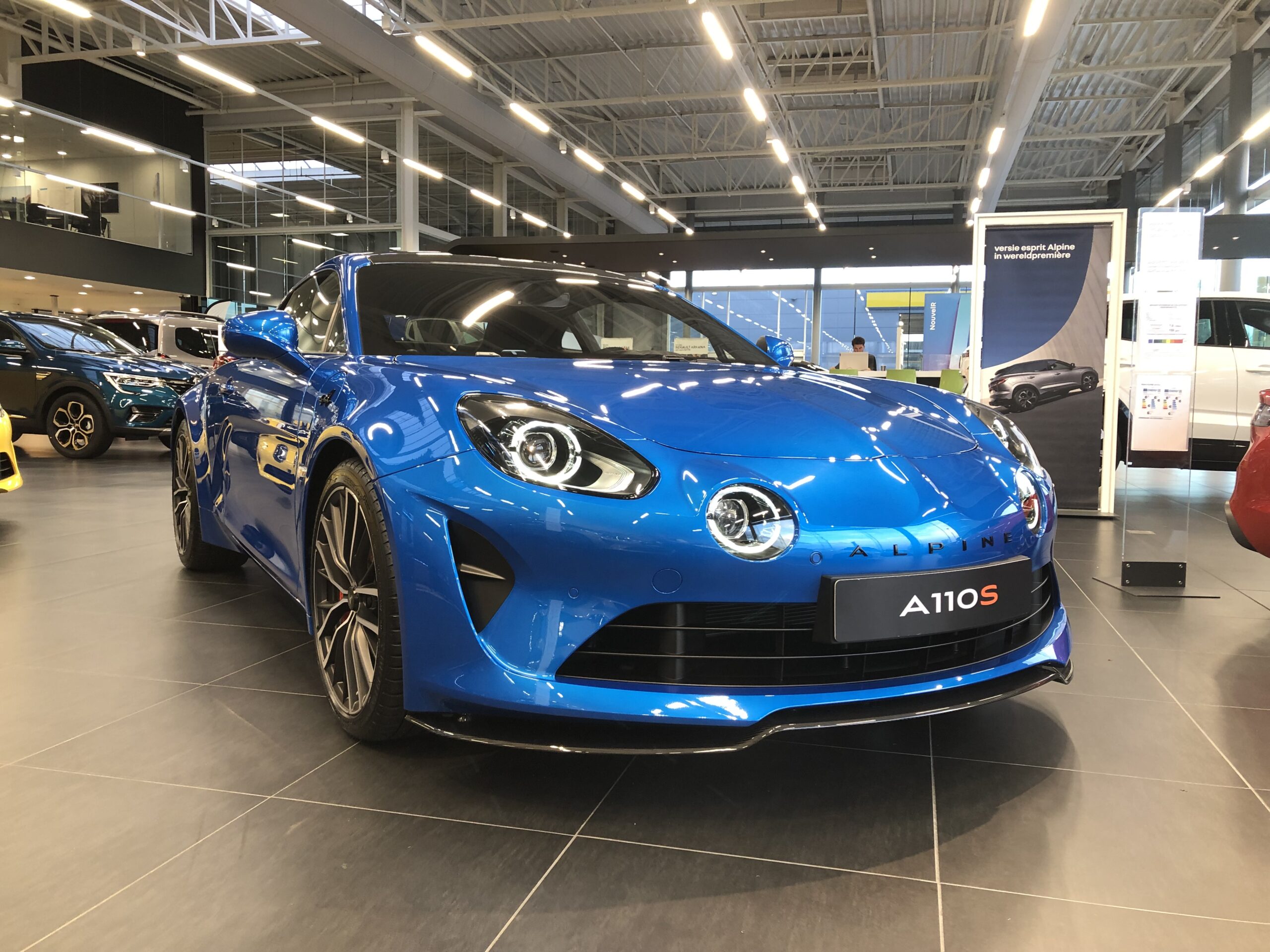 A110 S – Alpineblauw – VERKOCHT